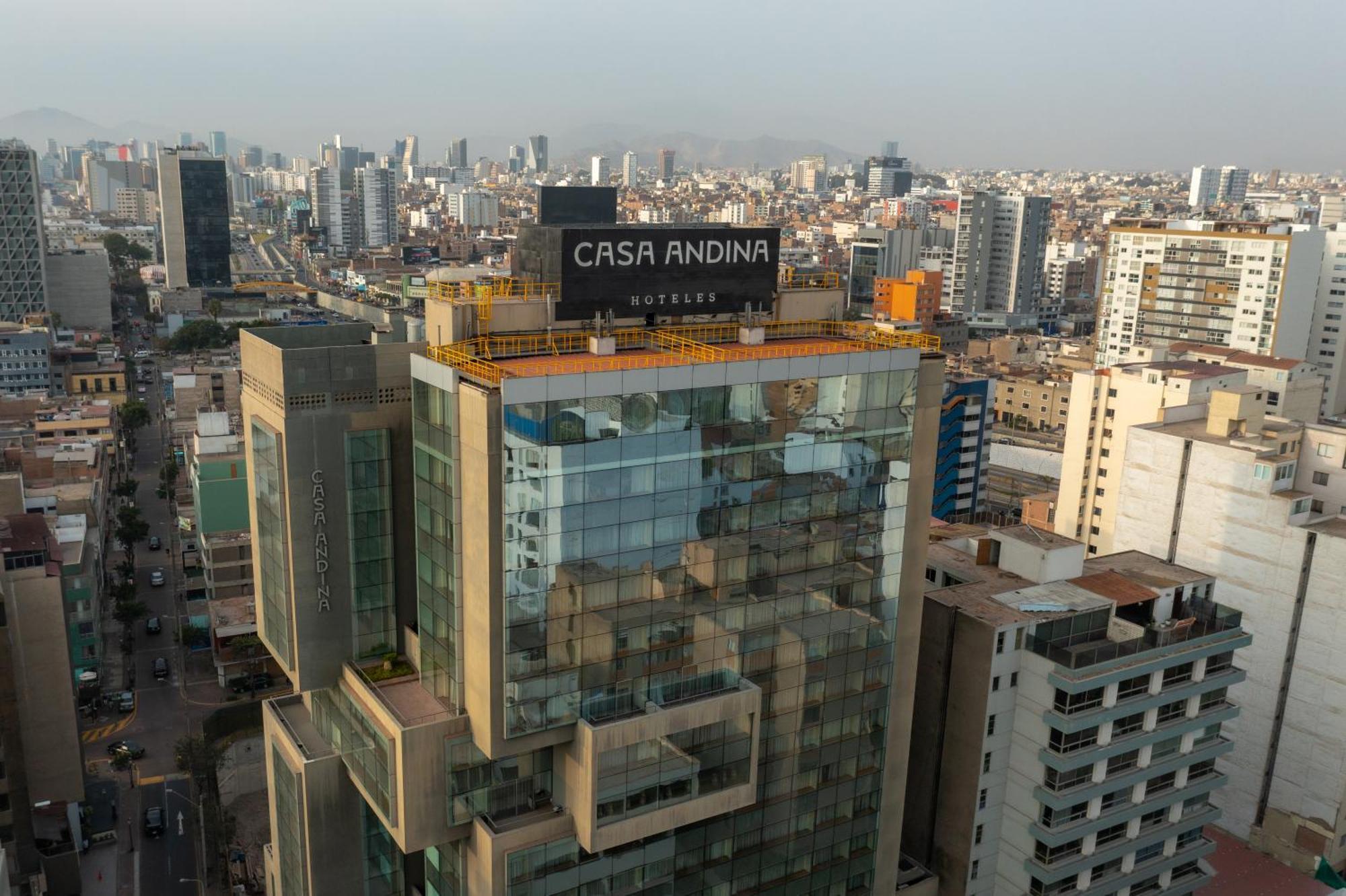 ホテル カーサ アンディーナ プレミウム ミラフローレス リマ エクステリア 写真 Casa Andina Hotel in Lima, Peru