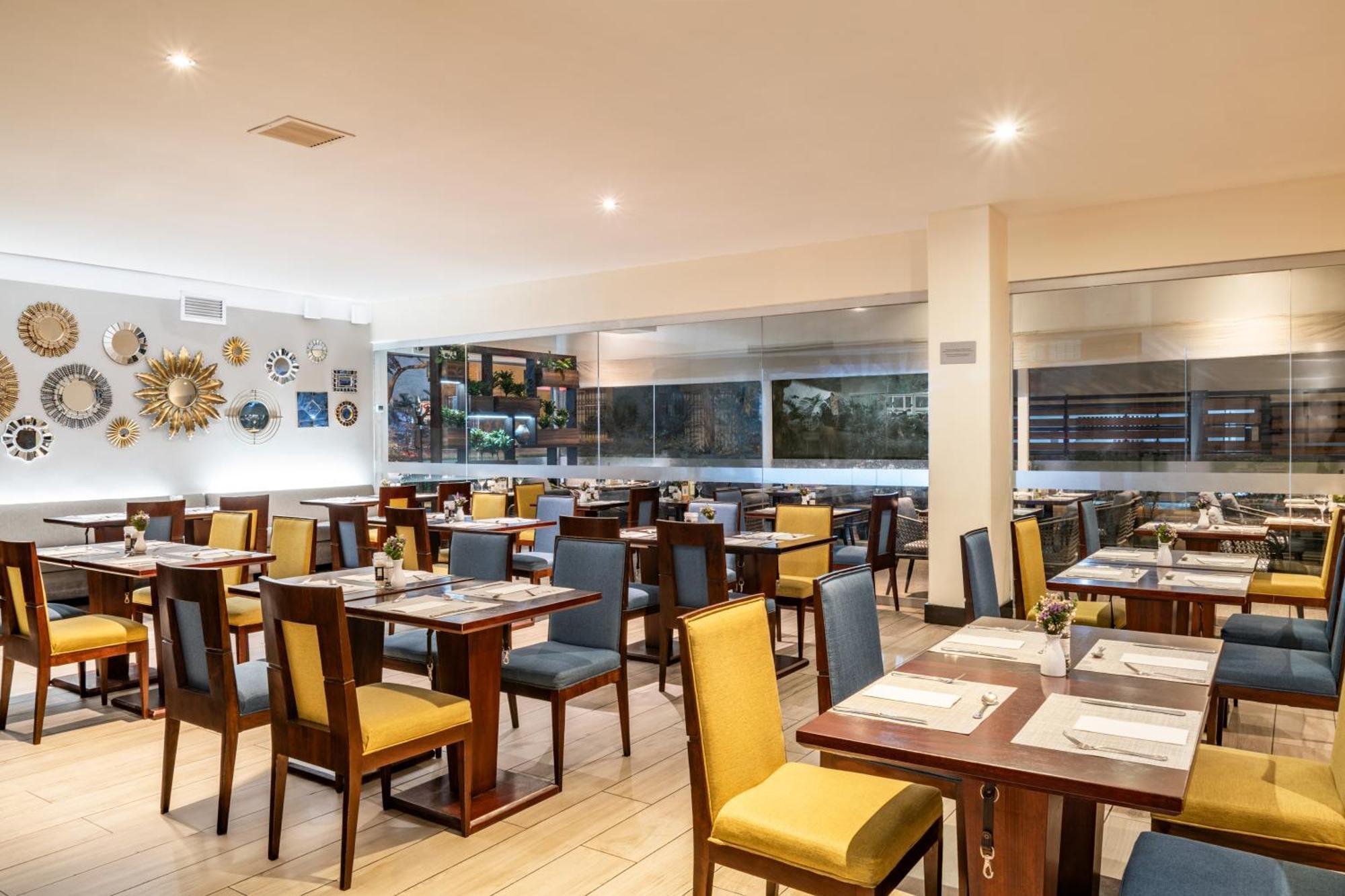 ホテル カーサ アンディーナ プレミウム ミラフローレス リマ エクステリア 写真 The restaurant