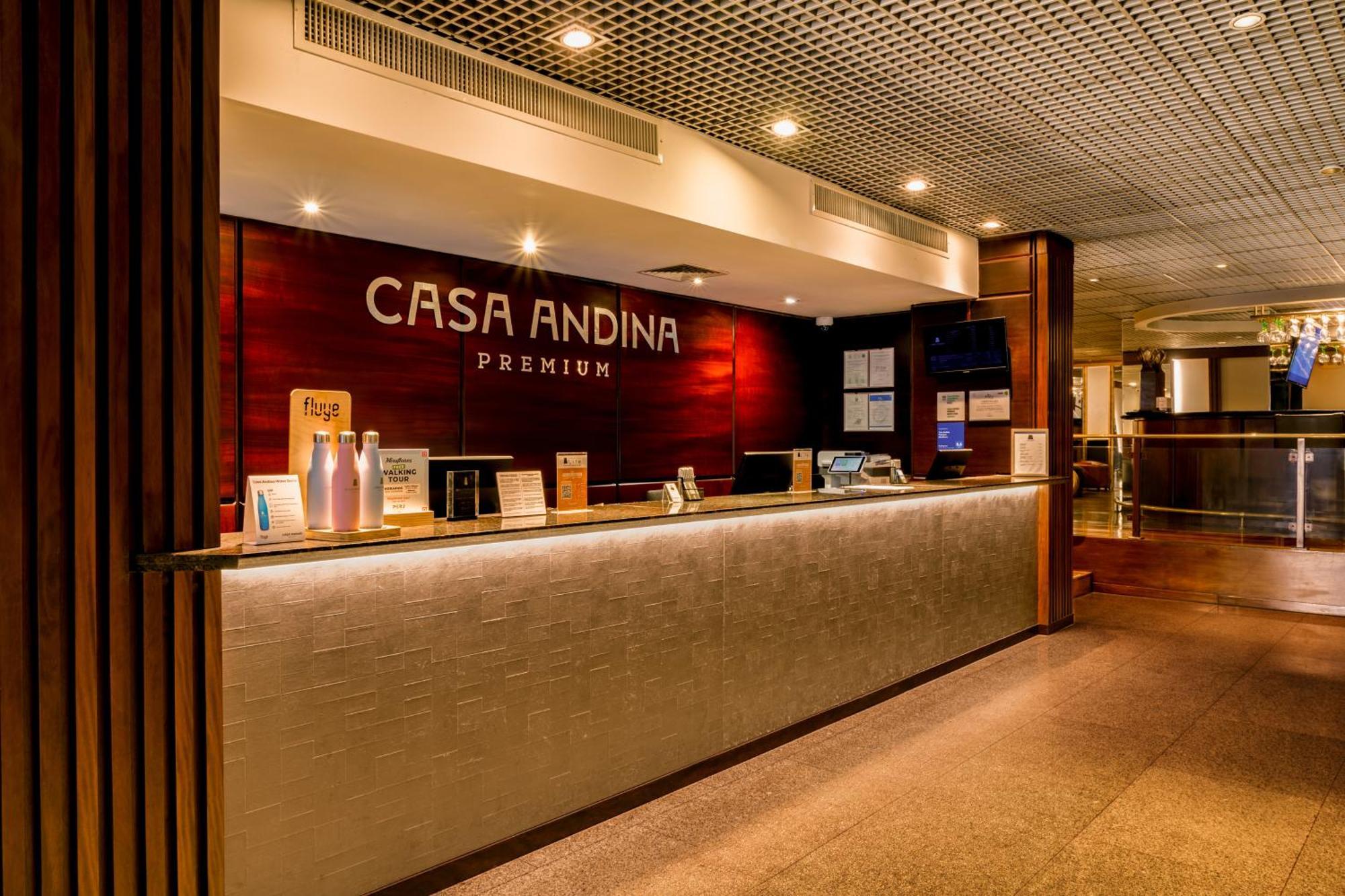 ホテル カーサ アンディーナ プレミウム ミラフローレス リマ エクステリア 写真 Casa Andina Premium Hotel in Santiago