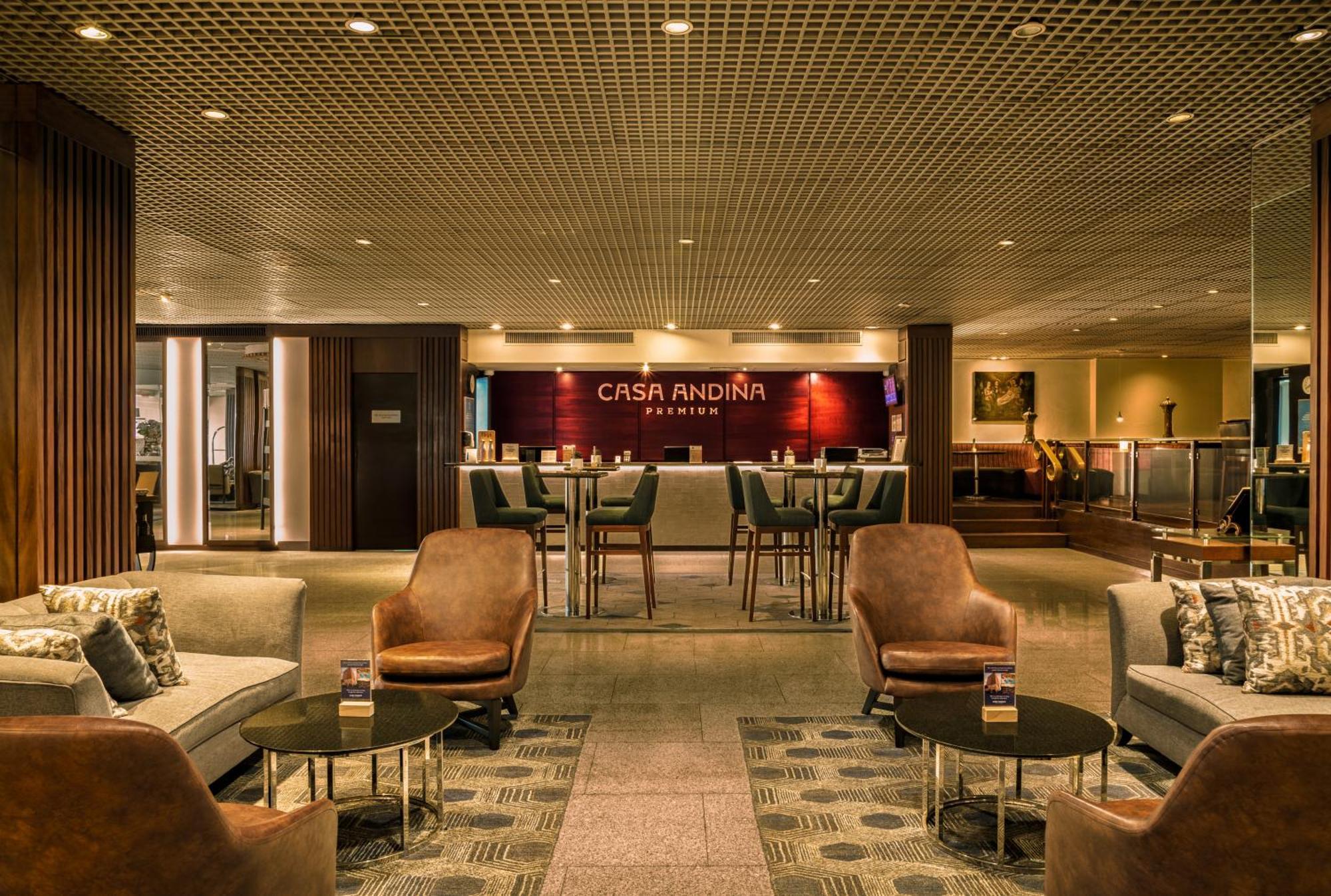 ホテル カーサ アンディーナ プレミウム ミラフローレス リマ エクステリア 写真 Casa Andina Premium Hotel in Santiago