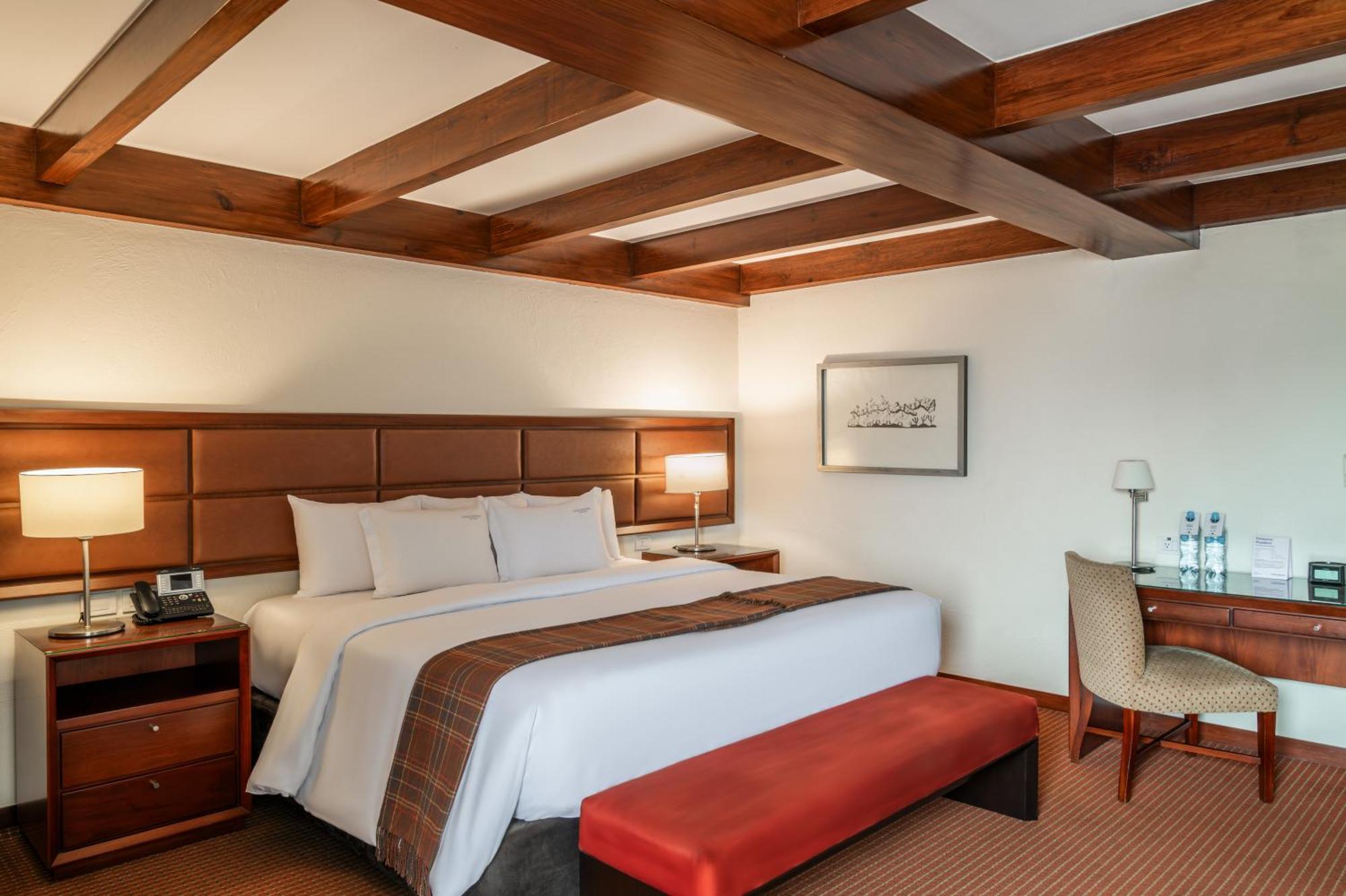 ホテル カーサ アンディーナ プレミウム ミラフローレス リマ エクステリア 写真 A room at the hotel