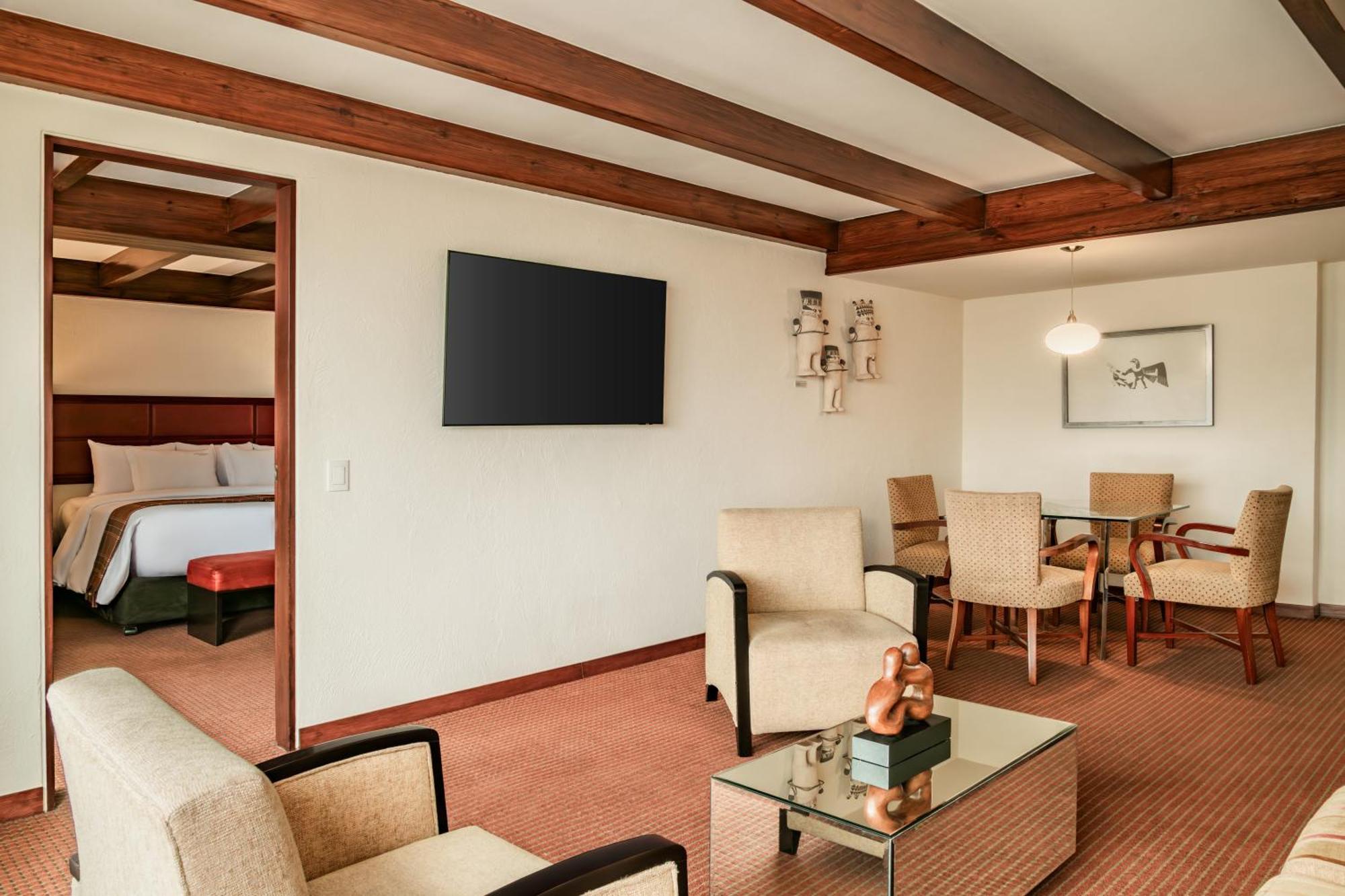 ホテル カーサ アンディーナ プレミウム ミラフローレス リマ エクステリア 写真 Suite at the hotel